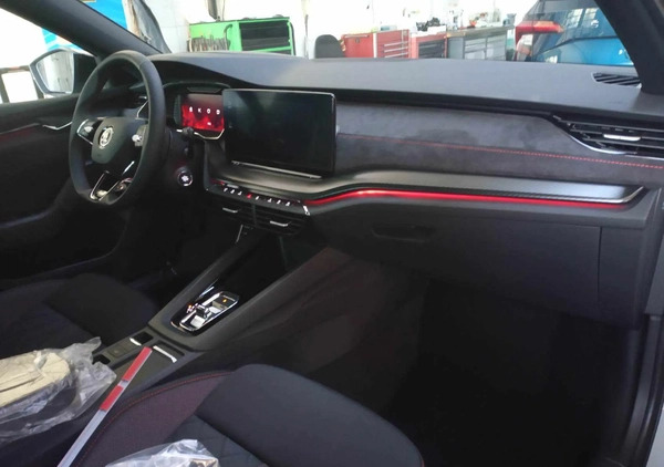 Skoda Octavia cena 141000 przebieg: 80000, rok produkcji 2020 z Sieradz małe 137